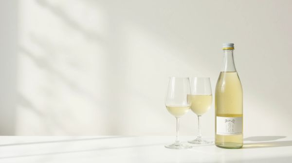 Les boissons pétillantes bio qui remplacent le champagne à table